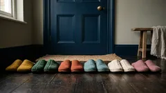 Měli byste hostům nabízet pantofle? A co jim nabídnout místo nich