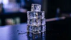 Co je účinnější pro ukládání energie – lithiová baterie, nebo led? S odpovědí si ještě počkejte