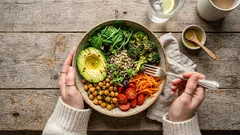 Vyvážený poměr bílkovin, tuků a sacharidů pro hubnutí